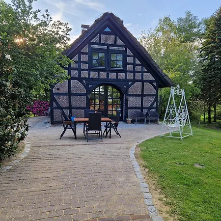 Oak-tree-cottage Holiday home *